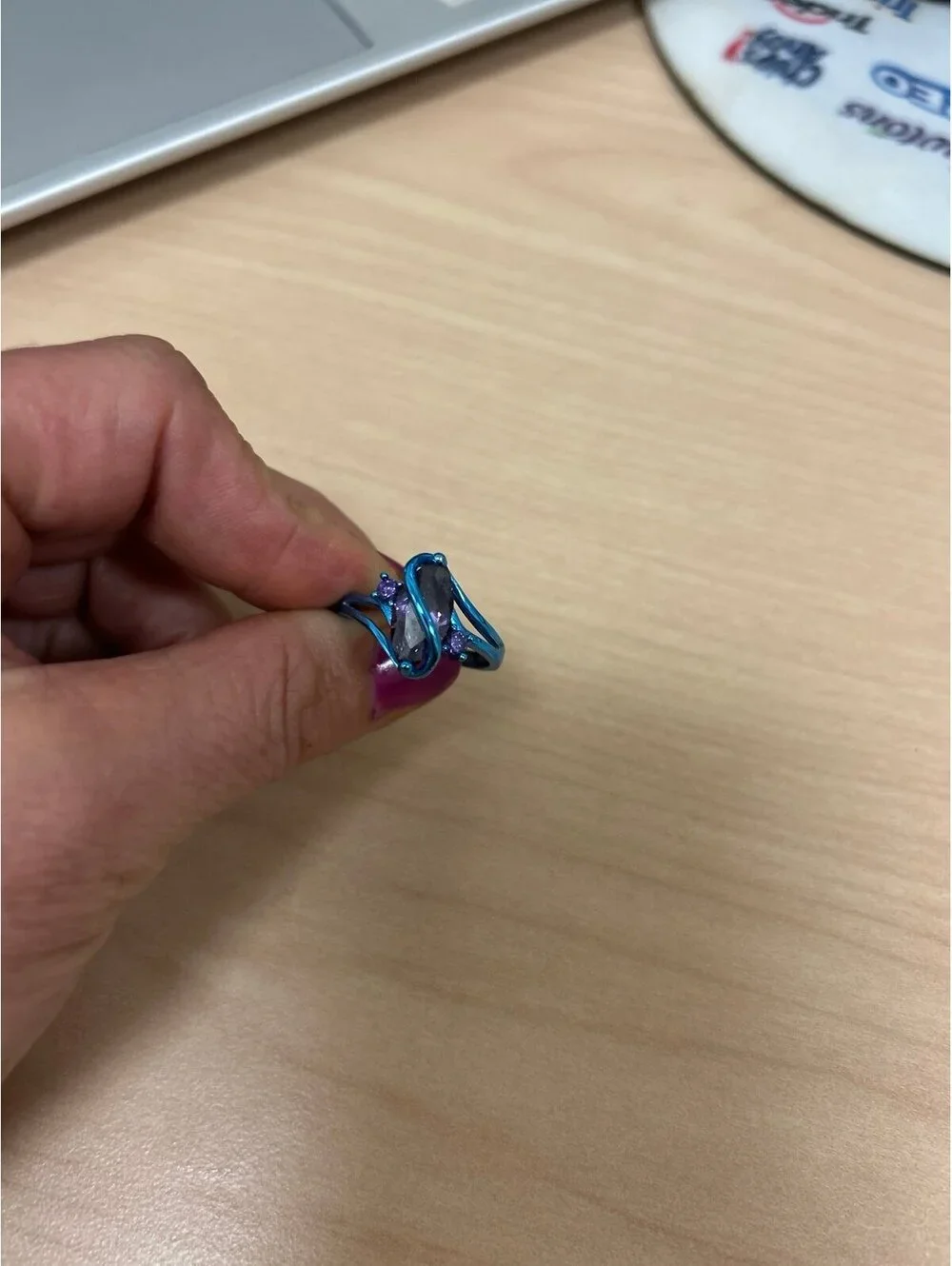 N/A blue toned